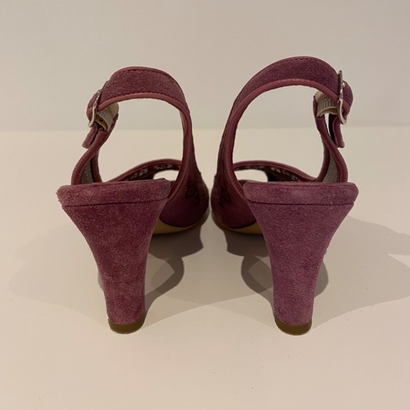 Emma Hope’s Shoes - Picture 4 of 7